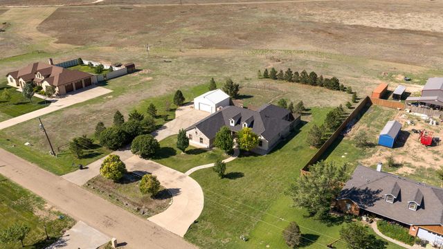 19915 LARAMIE Drive, Bushland, TX 79124