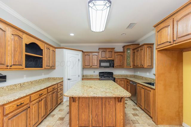 19915 LARAMIE Drive, Bushland, TX 79124