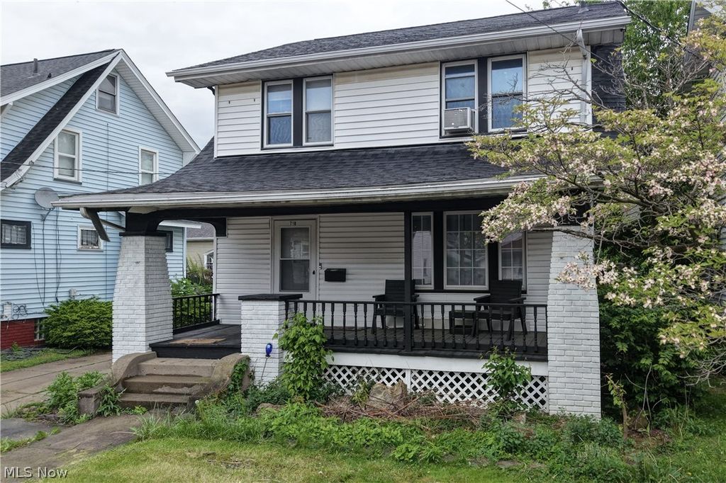 710 Roslyn Avenue SW, Canton, OH 44710