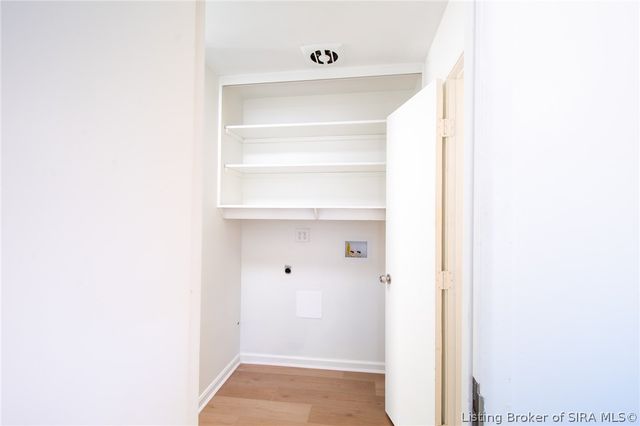 2127 Beech Grove Avenue, New Albany, IN 47150