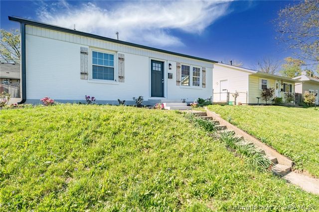 2127 Beech Grove Avenue, New Albany, IN 47150