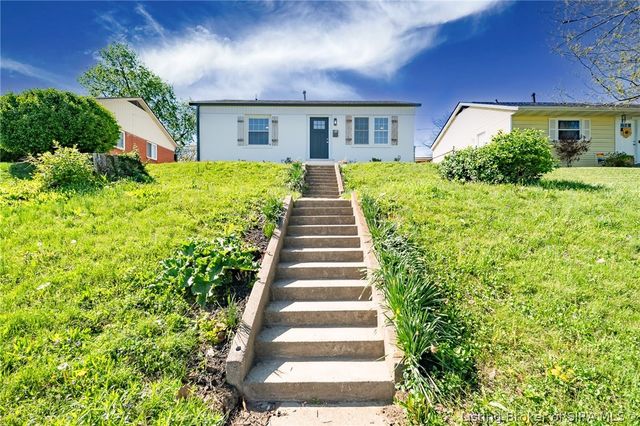 2127 Beech Grove Avenue, New Albany, IN 47150