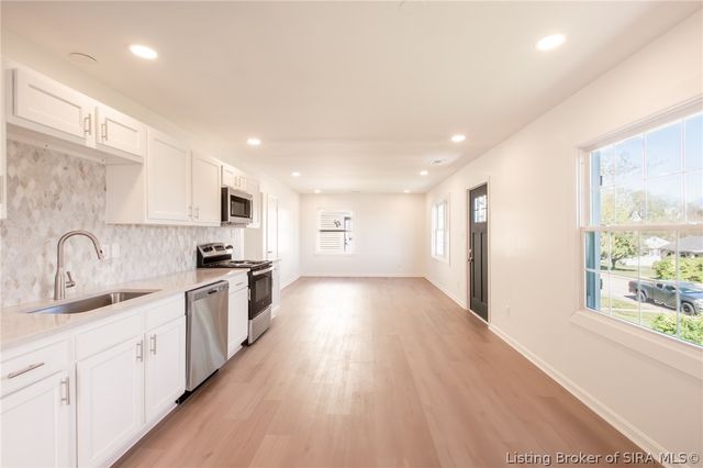 2127 Beech Grove Avenue, New Albany, IN 47150