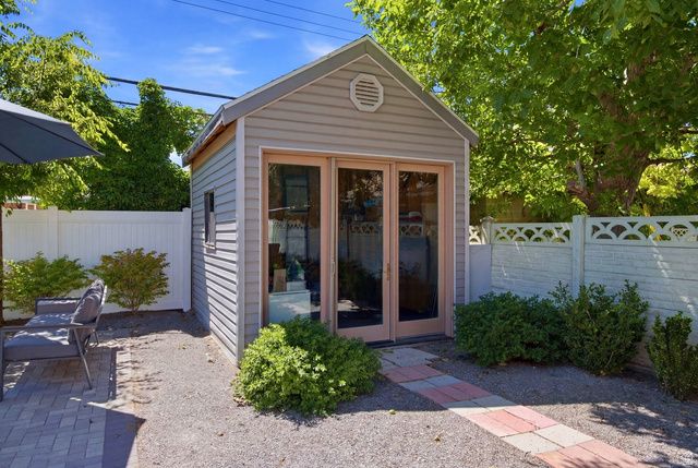 1117 N NOCTURNE DR, Salt Lake City, UT 84116