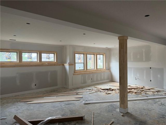 803 Savannah Court, Greenwood, MO 64034