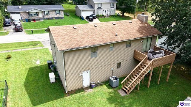 899 Timberwood Drive, Radcliff, KY 40160