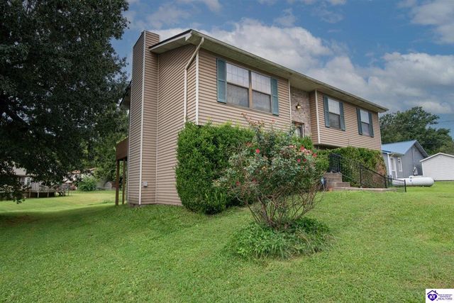 899 Timberwood Drive, Radcliff, KY 40160