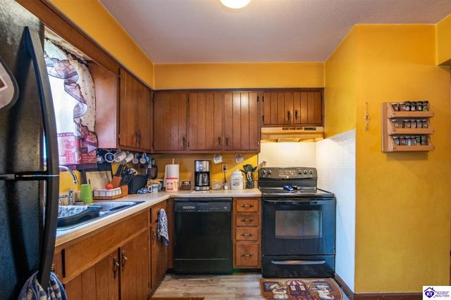 899 Timberwood Drive, Radcliff, KY 40160