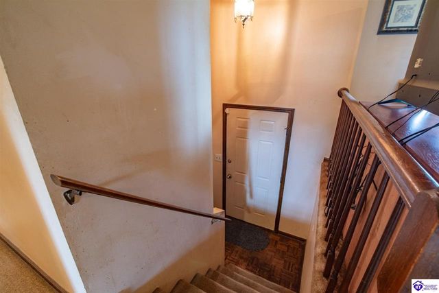 899 Timberwood Drive, Radcliff, KY 40160
