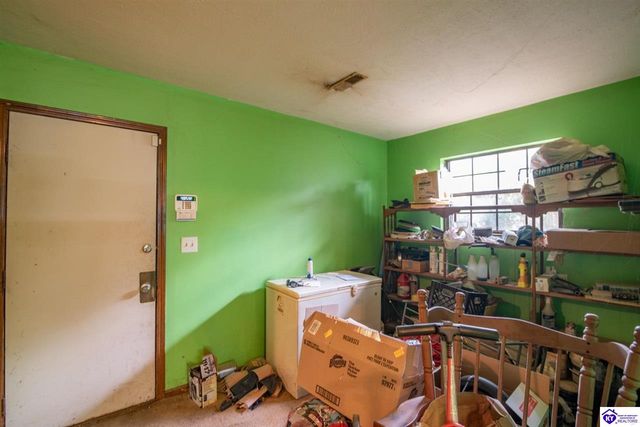 899 Timberwood Drive, Radcliff, KY 40160