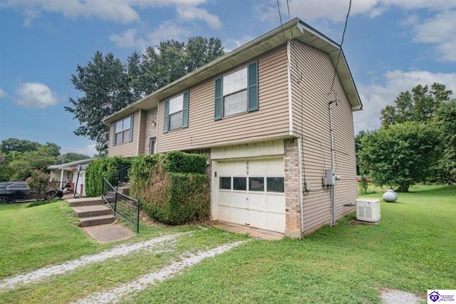899 Timberwood Drive, Radcliff, KY 40160