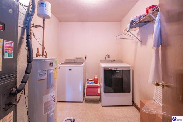 899 Timberwood Drive, Radcliff, KY 40160