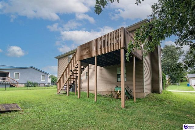899 Timberwood Drive, Radcliff, KY 40160