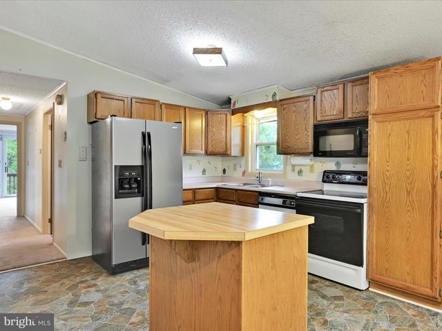 7 ZERBE STREET, Cressona, PA 17929
