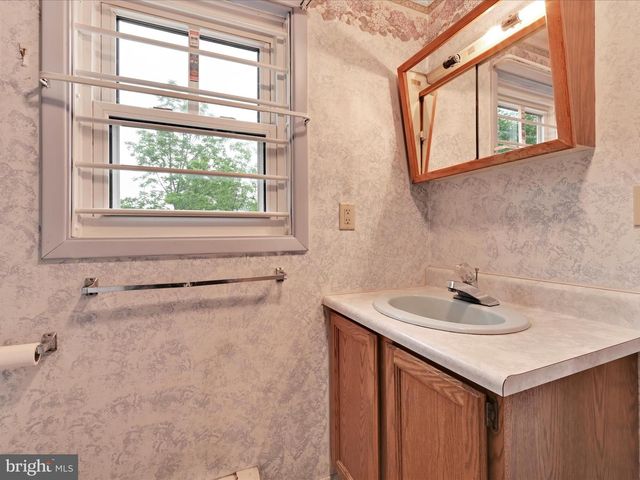 7 ZERBE STREET, Cressona, PA 17929