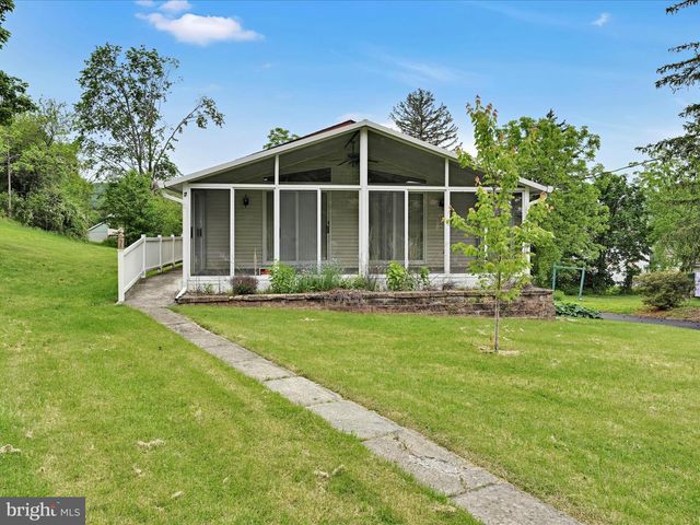 7 ZERBE STREET, Cressona, PA 17929