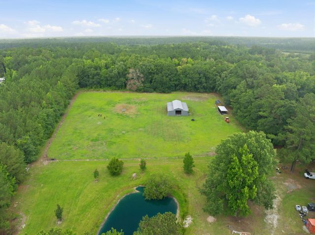 10806 Bells Highway, Ruffin, SC 29475