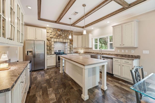 10806 Bells Highway, Ruffin, SC 29475