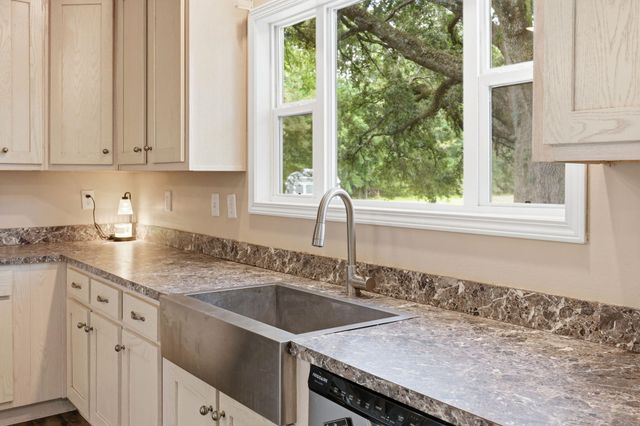10806 Bells Highway, Ruffin, SC 29475