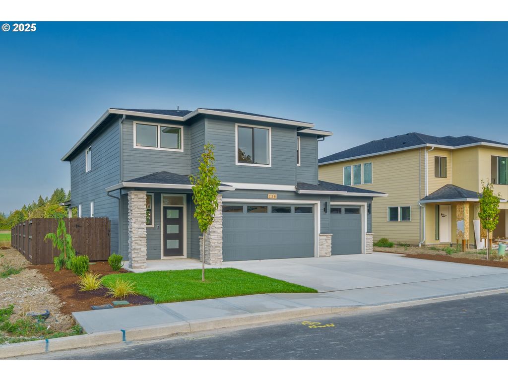 158 Se AIREDALE Ave, La Center, WA 98629