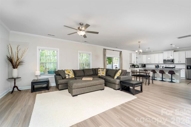 132 Tradesmen Trail, Troutman, NC 28166