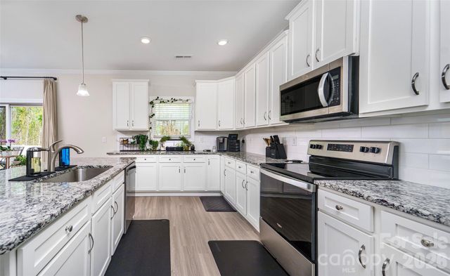 132 Tradesmen Trail, Troutman, NC 28166