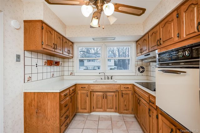 101 Franklin Street, Massapequa Park, NY 11762