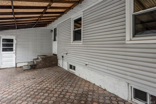 101 Franklin Street, Massapequa Park, NY 11762