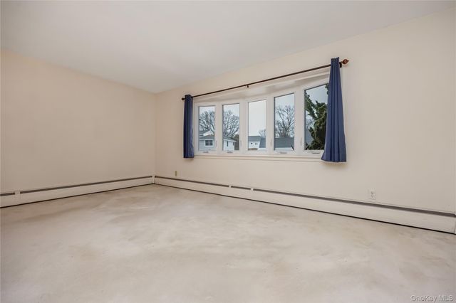 101 Franklin Street, Massapequa Park, NY 11762