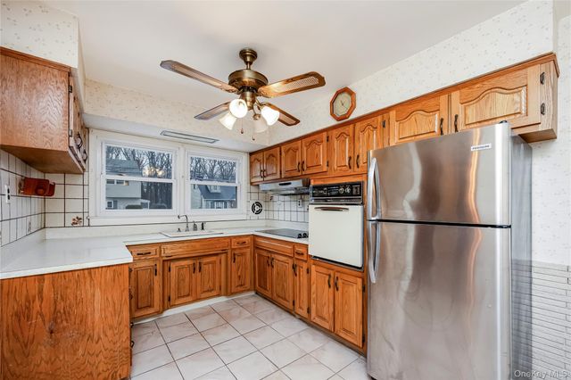 101 Franklin Street, Massapequa Park, NY 11762