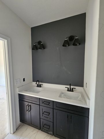 625 Bumblebee Way, Clarksville, TN 37042