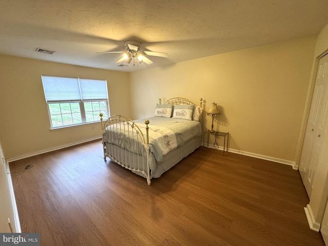 6746 SENECA RIDGE DR, York, PA 17403