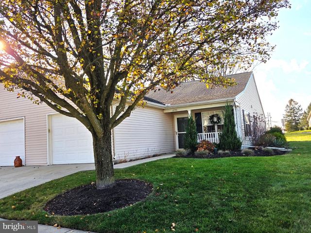 6746 SENECA RIDGE DR, York, PA 17403