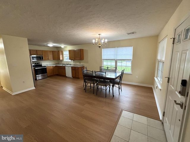 6746 SENECA RIDGE DR, York, PA 17403