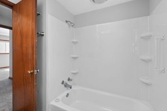 2735 Berrell Avenue, Columbus, OH 43211