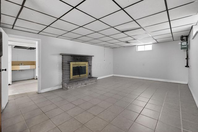 2735 Berrell Avenue, Columbus, OH 43211