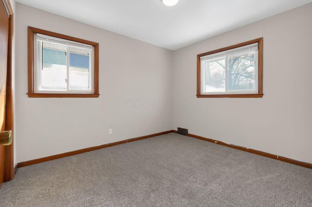 2735 Berrell Avenue, Columbus, OH 43211