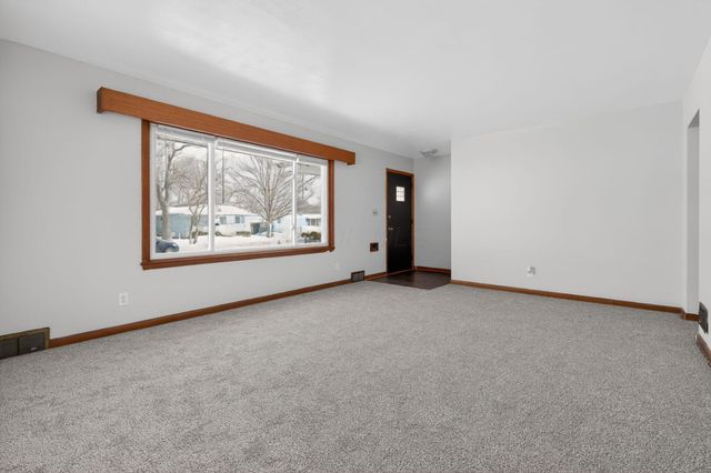 2735 Berrell Avenue, Columbus, OH 43211