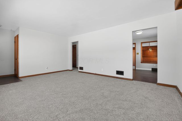 2735 Berrell Avenue, Columbus, OH 43211