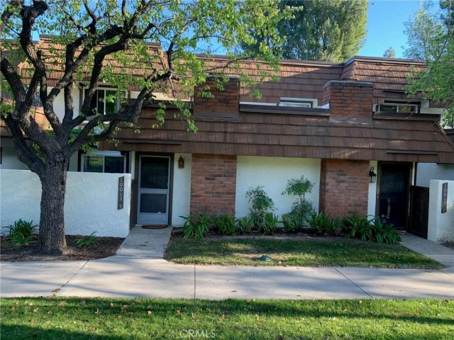 10065 Larwin 5, Chatsworth, CA 91311