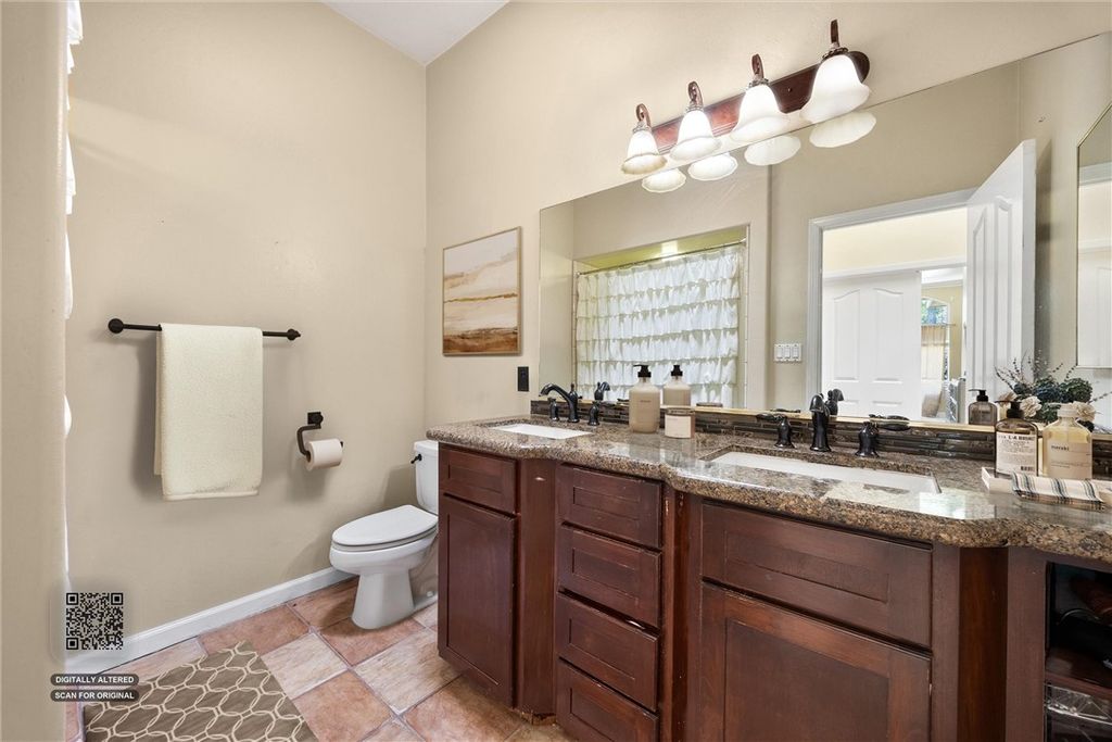 Image 21 of property listing at 12712 Dove Creek Drive, Bakersfield, CA 93312