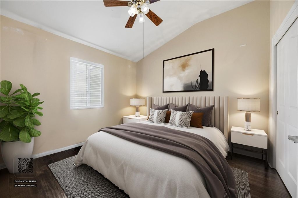 Image 22 of property listing at 12712 Dove Creek Drive, Bakersfield, CA 93312