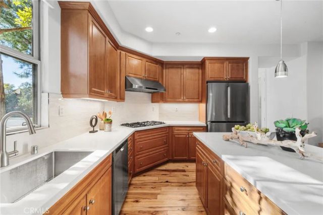 97 Rinaldi, Irvine, CA 92620