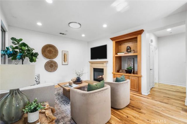 97 Rinaldi, Irvine, CA 92620