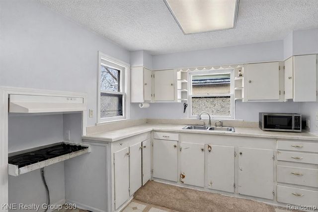 4928 Hughes Road, Lansing, MI 48910