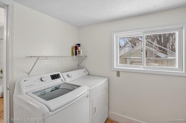 4928 Hughes Road, Lansing, MI 48910