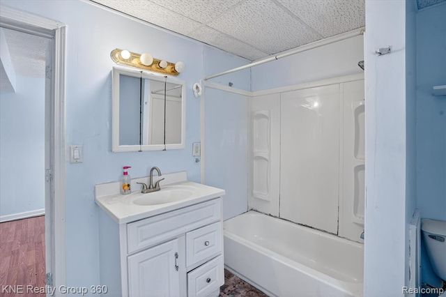 4928 Hughes Road, Lansing, MI 48910