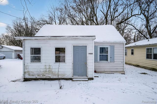 4928 Hughes Road, Lansing, MI 48910