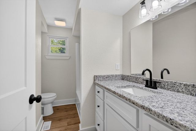 26 Tallyho Lane, Little Rock, AR 72227