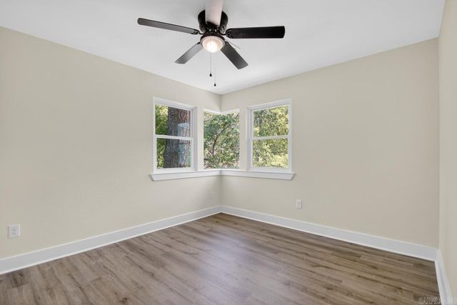 26 Tallyho Lane, Little Rock, AR 72227